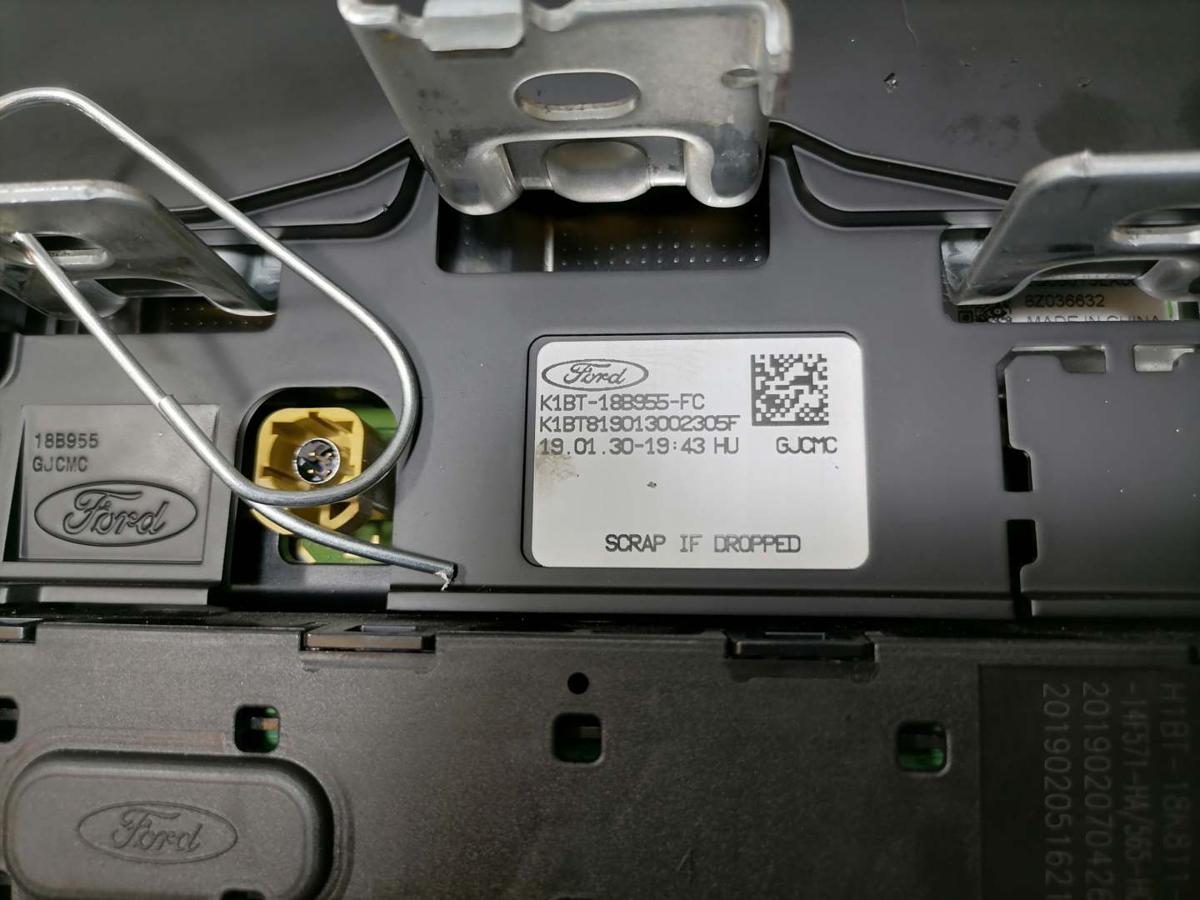 Ford Fiesta MK7 original Monitor Display Anzeige Armaturenbrett Bj.2019